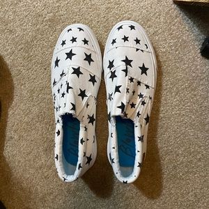 Womens NWOT Blowfish Size 9